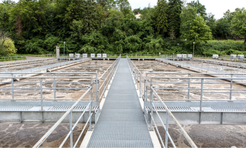 Füllstand- und Druckmesstechnik in der Abwasseraufbereitung: Effizienz mit VEGA-Sensoren