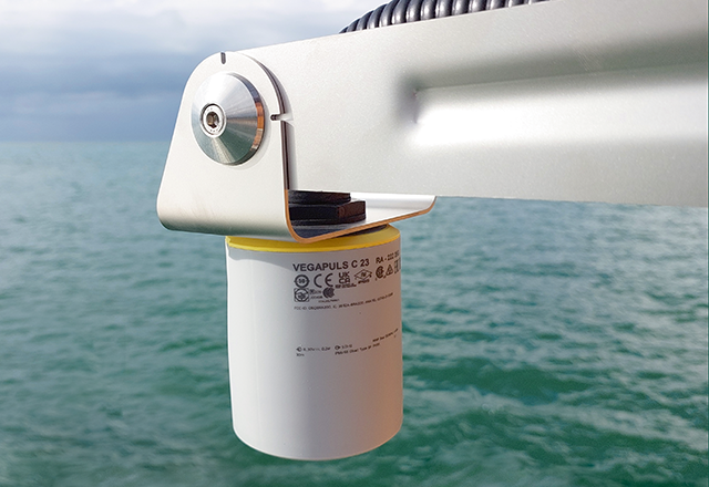 Reliable level measurement in the Indian Ocean: Radar sensors help protect against high tides and flooding
